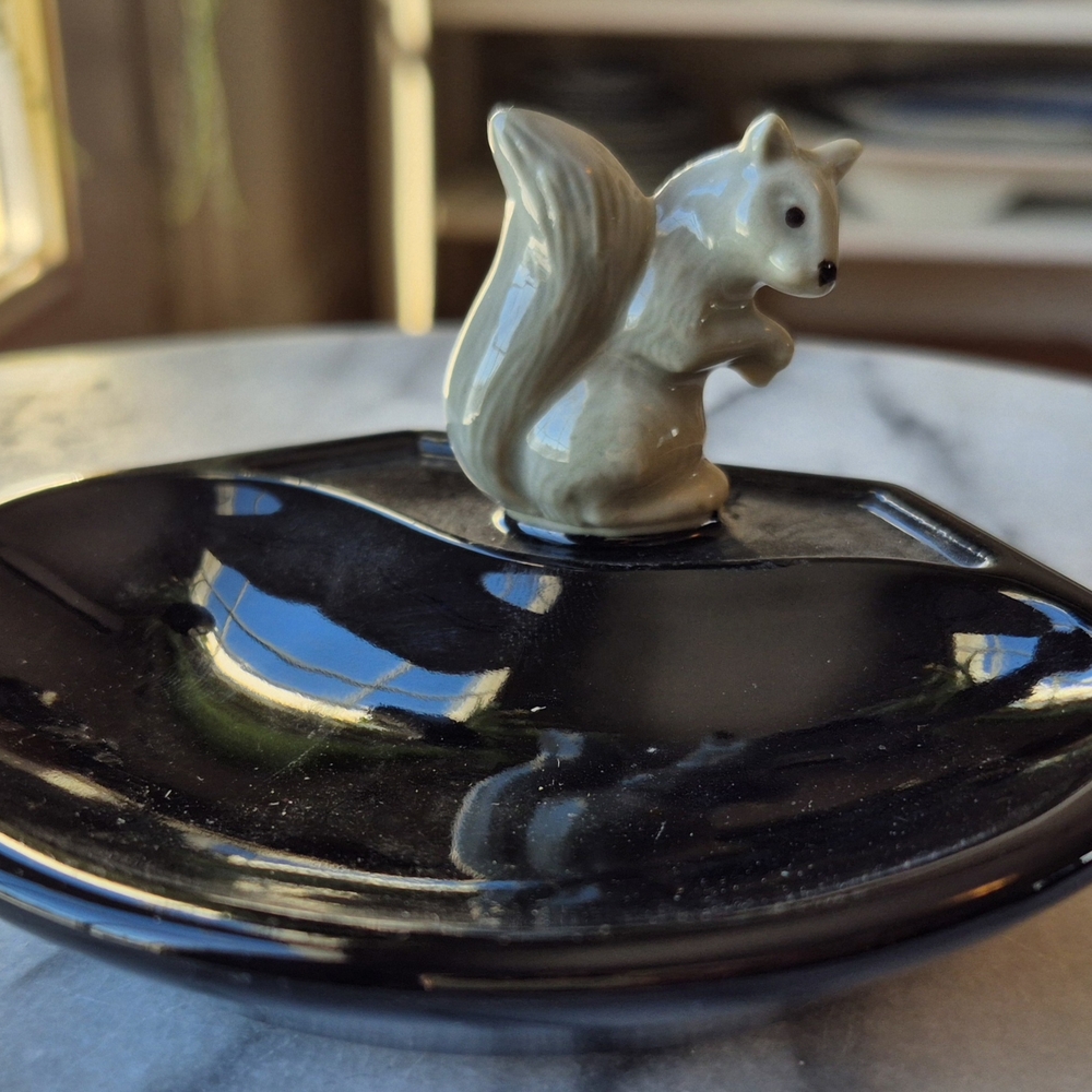 Black Ceramic Squirrel Ring Holder